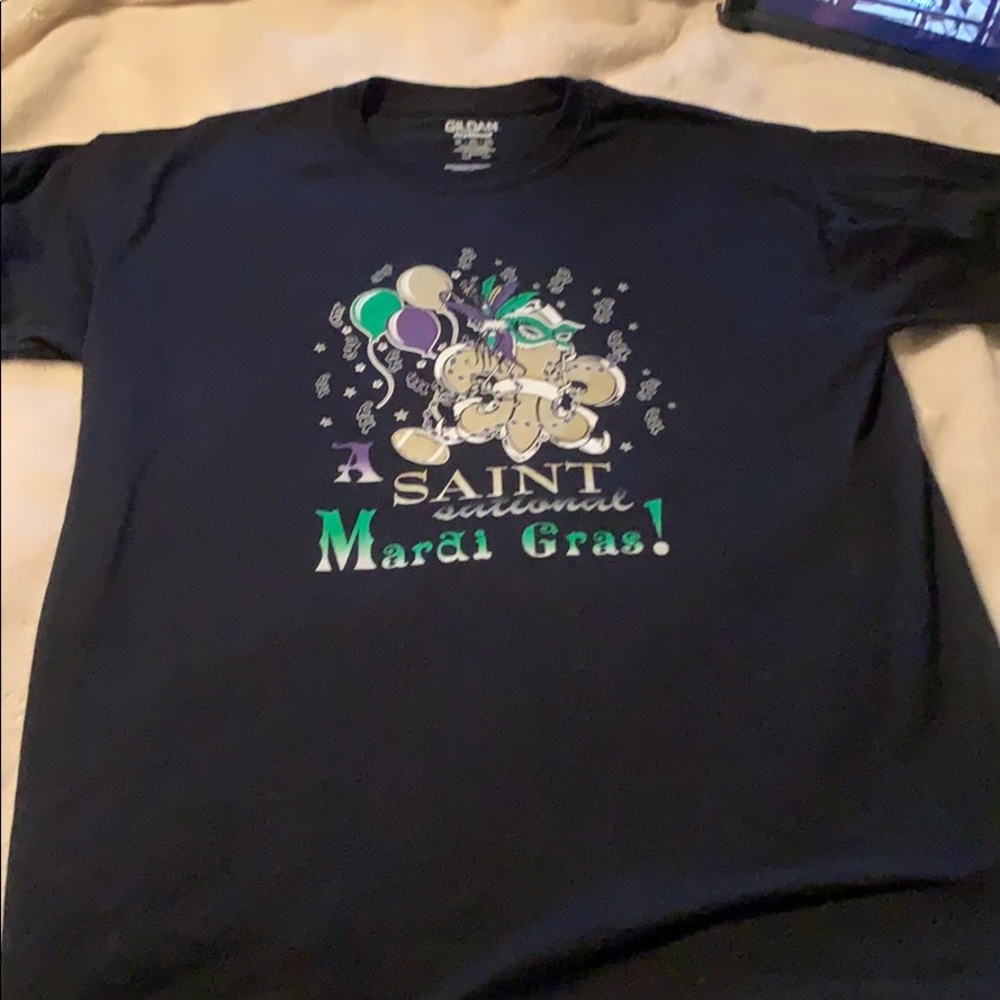 LA Saints Mardi Gras tee
